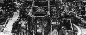Petrikirche nach der Zerstörung 1943