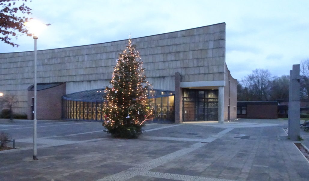 Foto Concordienplatz mit Weihnachtsbaum