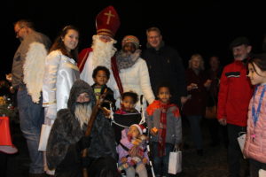 Gruppenfoto mit Nikolaus