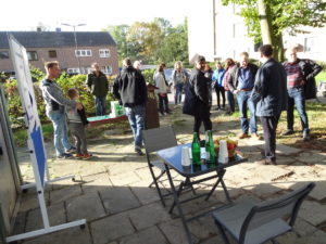 Gruppenfoto auf dem Urban Gardening Gelände