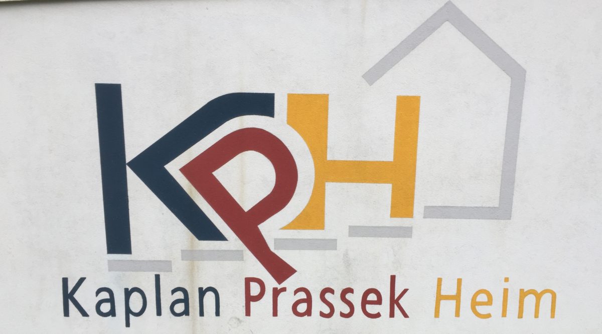 Das Logo des Kaplan Prassek Heims