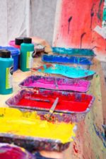 Kunstaktion mit Farbe (Foto Lisa Schmidt)