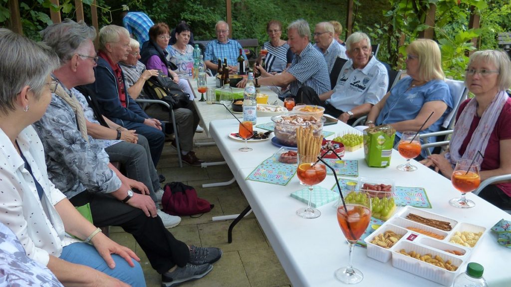 ZWAR Netzwerk feiert Mittsommernacht