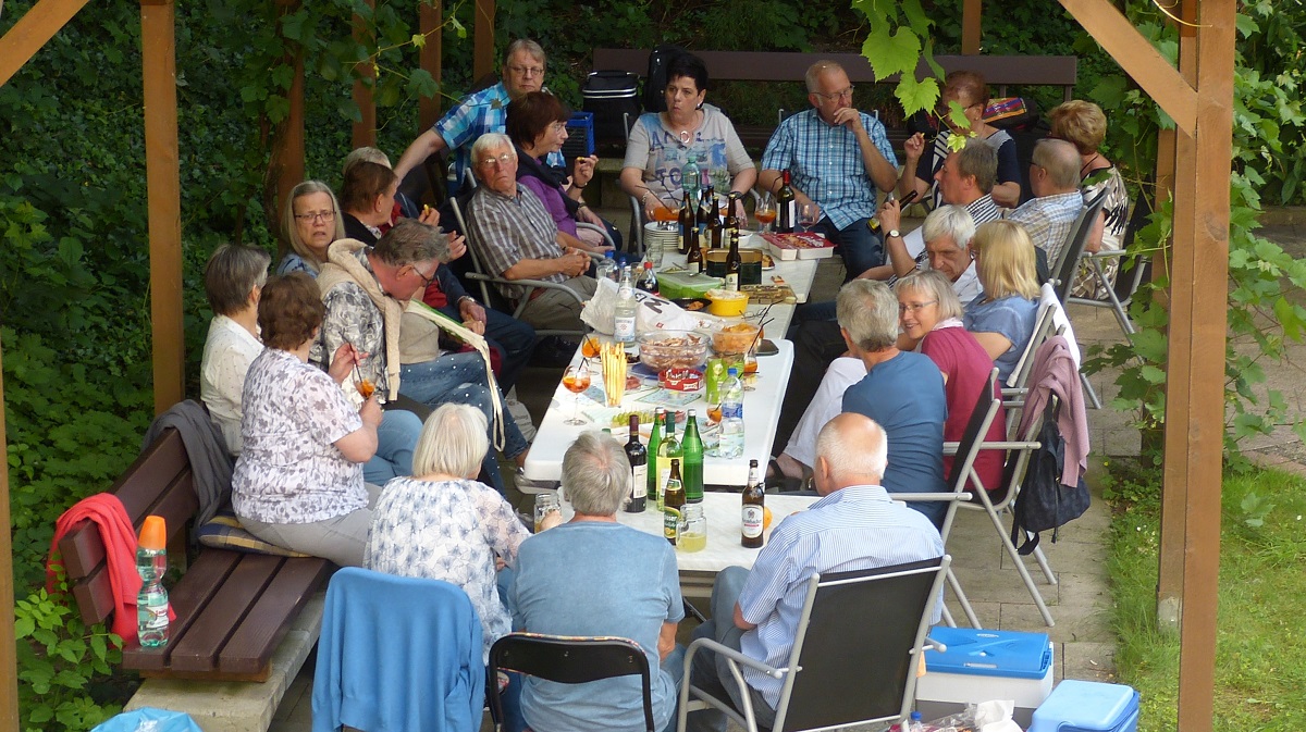 ZWAR Netzwerk feiert Mittsommernacht